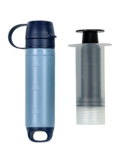 LIFESTRAW The Peak Solo - Mountain Blue LSPSSOLBWW -Outdoor Ausrüstungs Geschäft b3150b7ba3b08b8cec585d61f19c4700